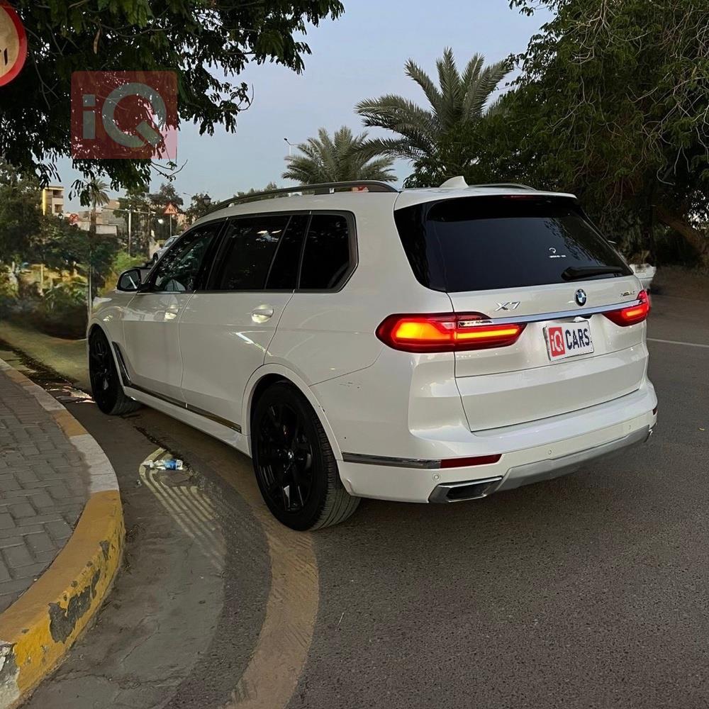 بي ام دبليو X7